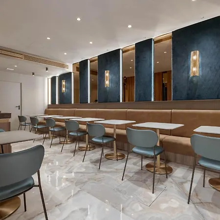 Hotel Atmosphere-2