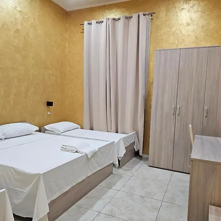 Hotel Ferrari-2