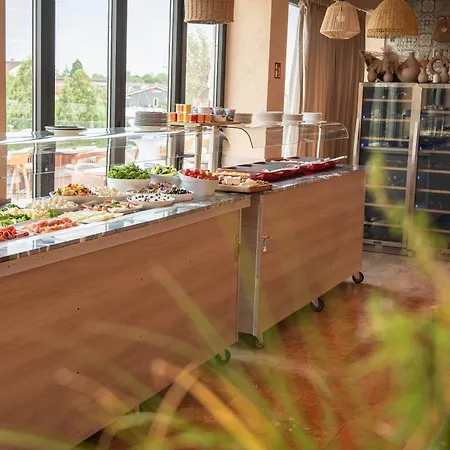Hayat Sky Hotel Rust-3