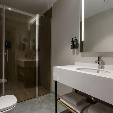 Ramada Encore By Wyndham Istanbul Airport Arnavutkoy-3