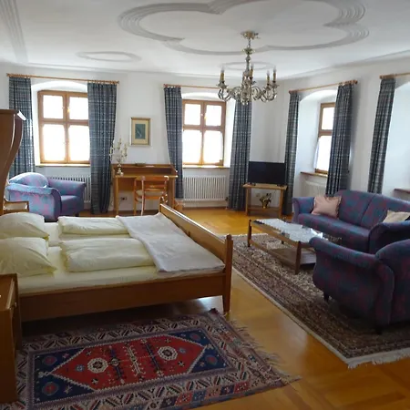 Schloß-Hotel Hirschau-3