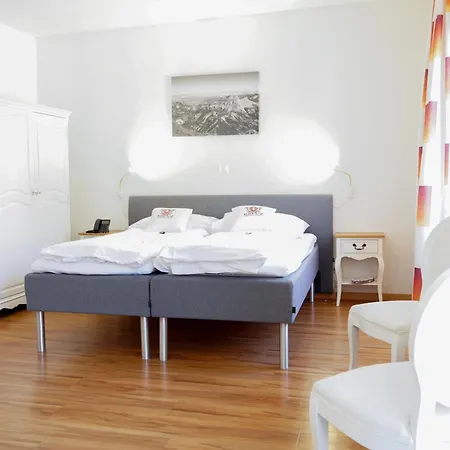 Hotel Weisses Kreuz-2