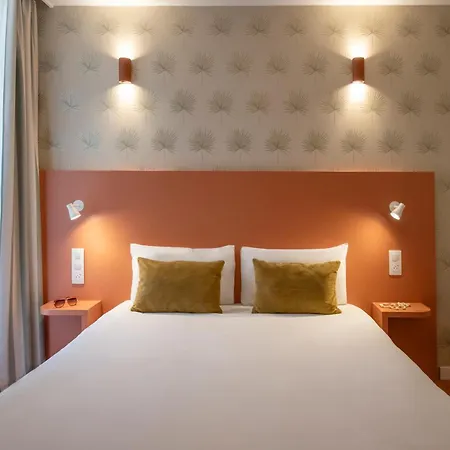 Hotel Du Midi-2