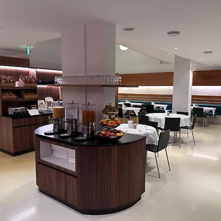 Hotel Caroline-3