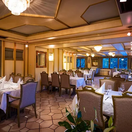 Hotel Restaurant - Häuserl im Wald Graz-3