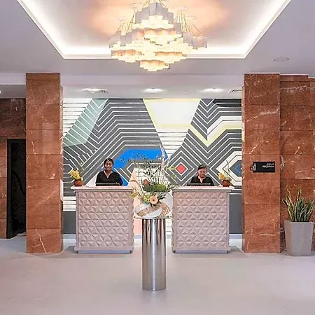 Leva Hotel And Suites Opposite Downtown-2
