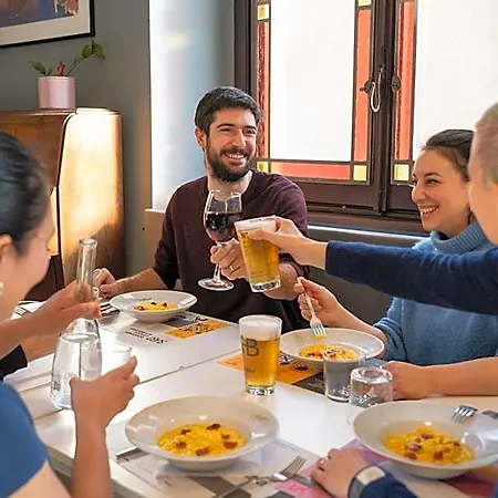 Babila Hostel & Bistrot-3