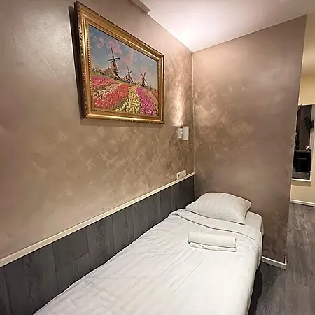 Orange Tulip Hotel-3