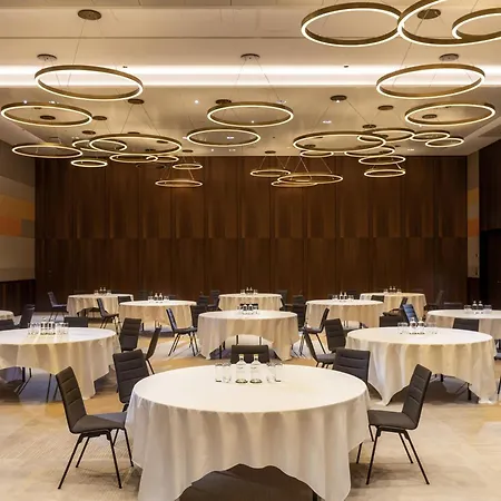 Moevenpick Hotel Basel-2