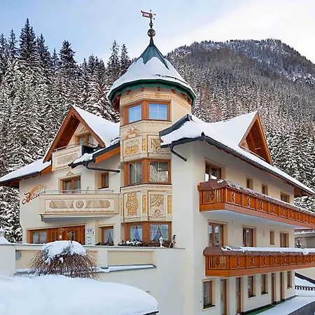 Hotel Garni Bellevue-3