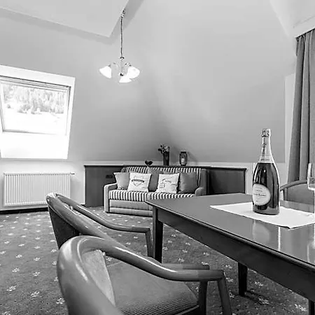 Hotel24Steps-2