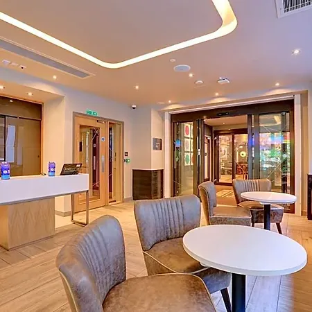 Hub By Premier Inn London Westminster - Westminster Abbey-3