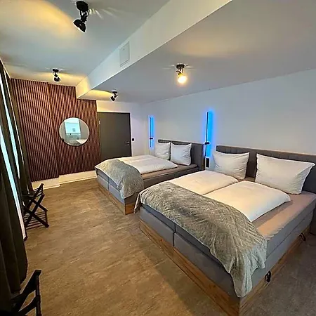 Hotel Emilia-2