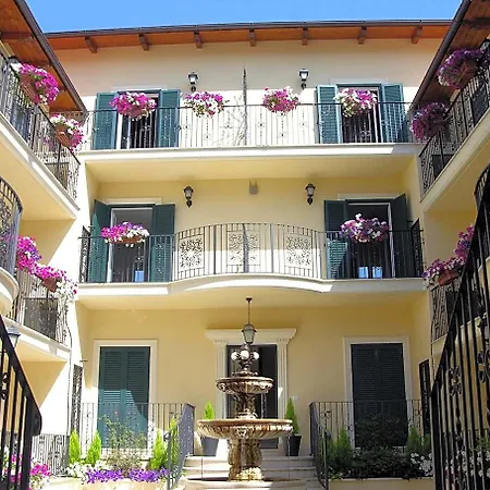 Aurelia Vatican Apartments-3