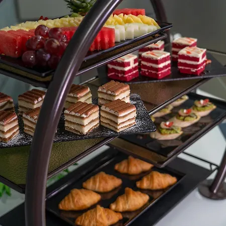 Vogo Grand Hotel Formerly Best Western Plus Hotel Dubai Academic City-2