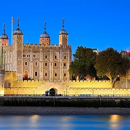 Comfort Hotel Tower Of London-2