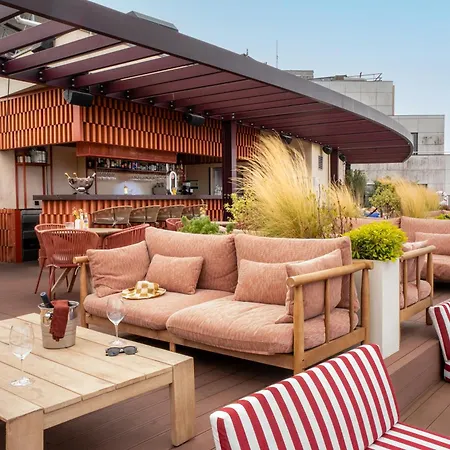 The Social Hub Porto Extended Stay-3