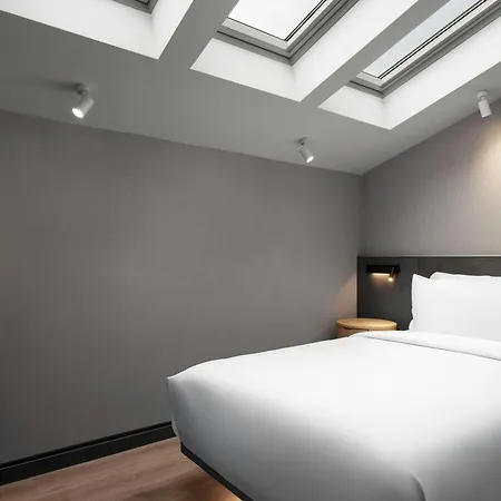 Aloft By Marriott Istanbul Karakoy-2