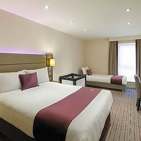 Premier Inn London City-3