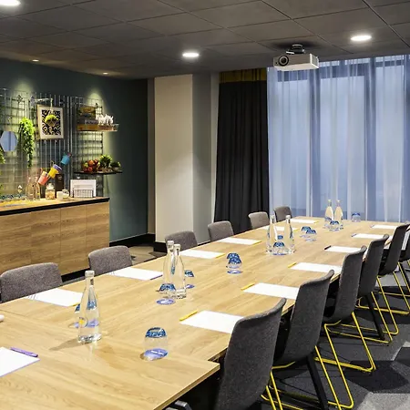 Novotel London Tower Bridge-3