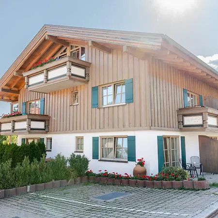 Landhotel Guglhupf-3