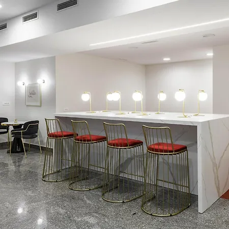 Eurostars Uhotel-3