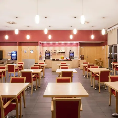 Holiday Inn Express Malaga Airport By Ihg-2