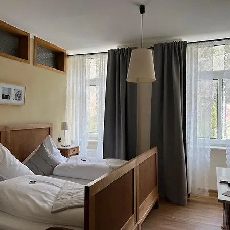 Moselland Hotel im Enderttal Zum Onkel Willi-2