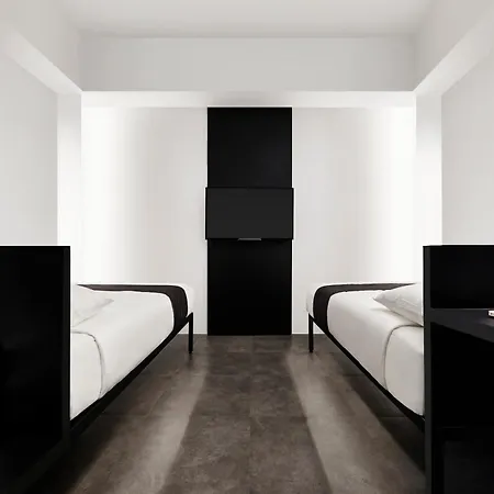 Hotel Mono-2