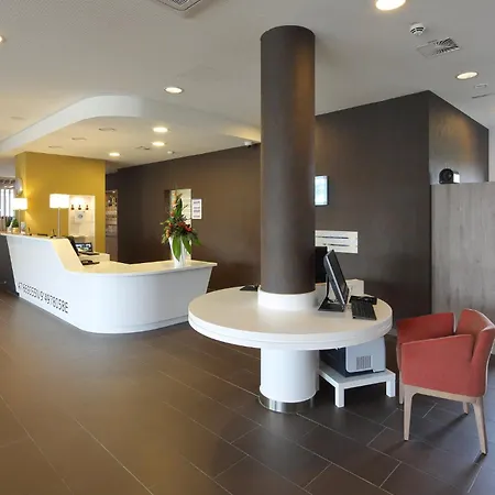 Holiday Inn Express Friedrichshafen, an IHG Hotel-2