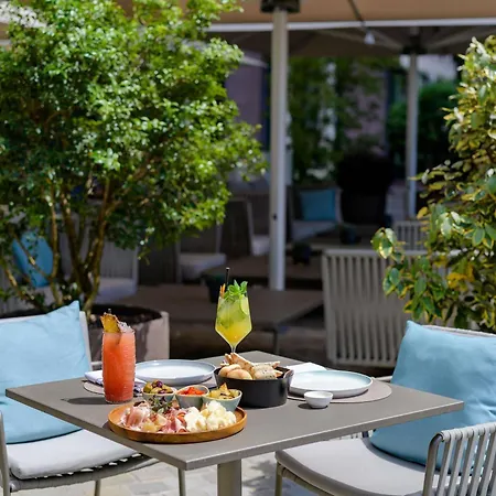 Moevenpick Hotel Basel-3