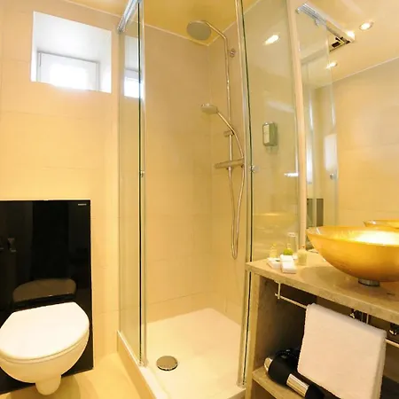 Best Western Plus Atrium Hotel-3
