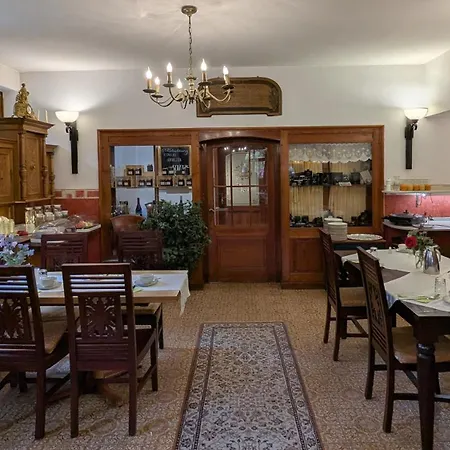 Kreuzerhof Hotel Garni-3
