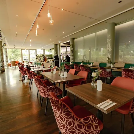 Wyndham Frankfurt Niederrad-2