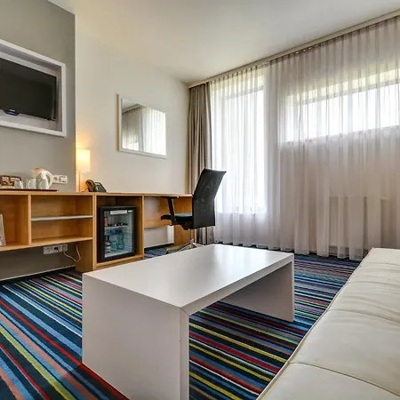 Holiday Inn Prague Airport By Ihg-2
