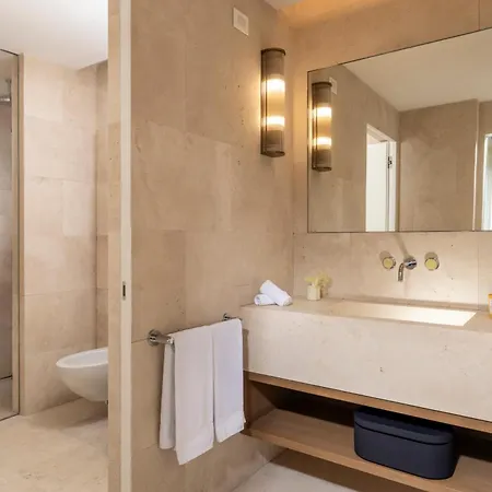 Hotel Palazzo Manfredi - Small Luxury Hotels Of The World-2