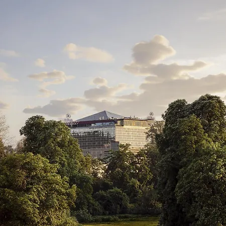 Hilton Prague Atrium-2
