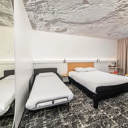 Ibis Warszawa Centrum-2