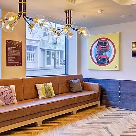 Hub By Premier Inn London West Brompton-2