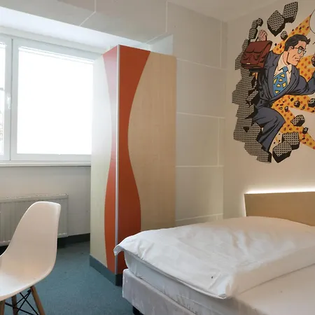Hotel Am Triller - Hotel & Serviced Apartments - Pool & Relax Lounge-3