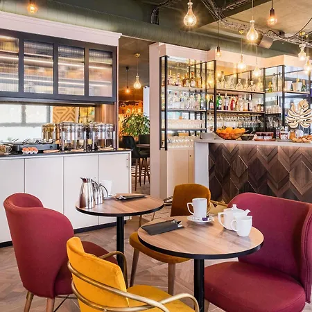 Mercure Paris Bercy Bibliotheque-2