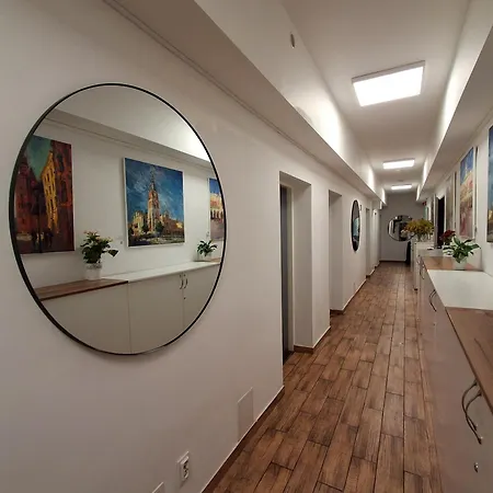 Cracow Central Aparthotel-2