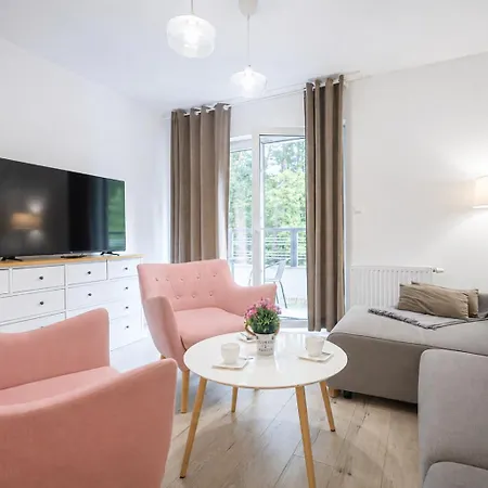 Osiedle Cesarskie Apartamenty - Parking - Apartamenty Bryza-3