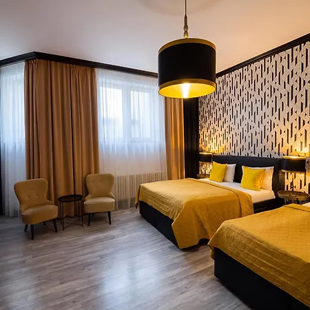 Golden Prague Rooms-3