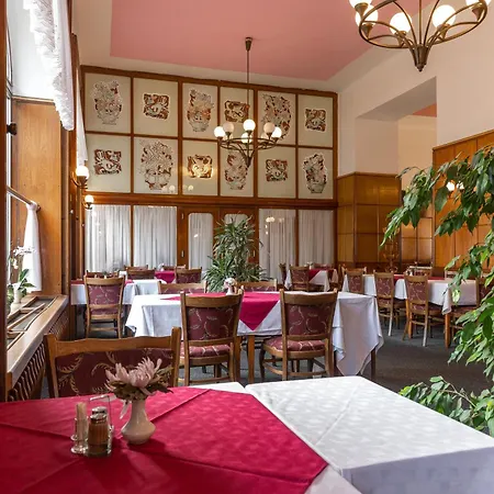 Hotel Slovan Plzen-3