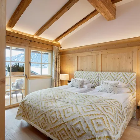 Relais & Chateaux Hotel Tennerhof-2