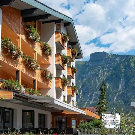 Hotel Kanisfluh-2