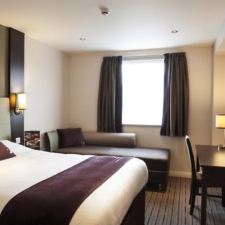 Premier Inn London Southwark-2