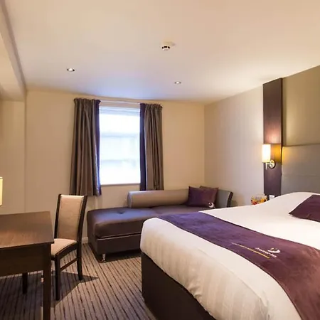 Premier Inn London Tower Bridge-2