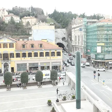 B&B Piazza Goldoni-3